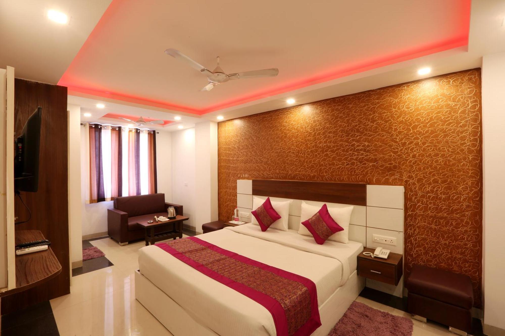 Hotel Sky View - A Family Near Delhi Airport New Delhi